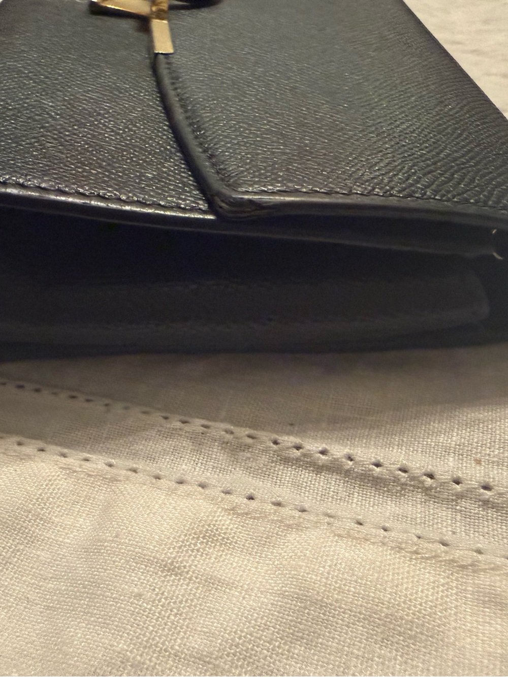 Salvatore Ferragamo clutch - Picture 3 of 9